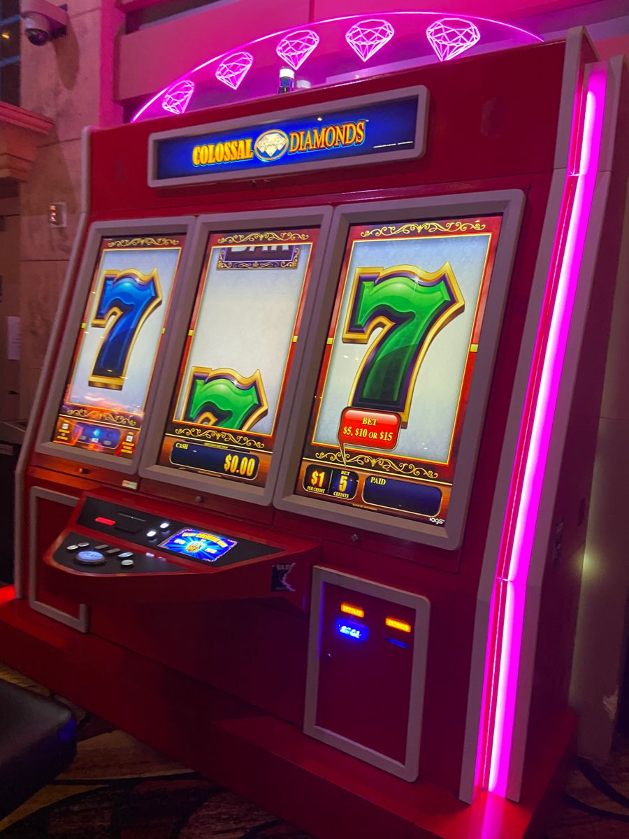 Winning Jackpot Slots کیسینو میں سلاٹ کھیلنا شروع کریں۔